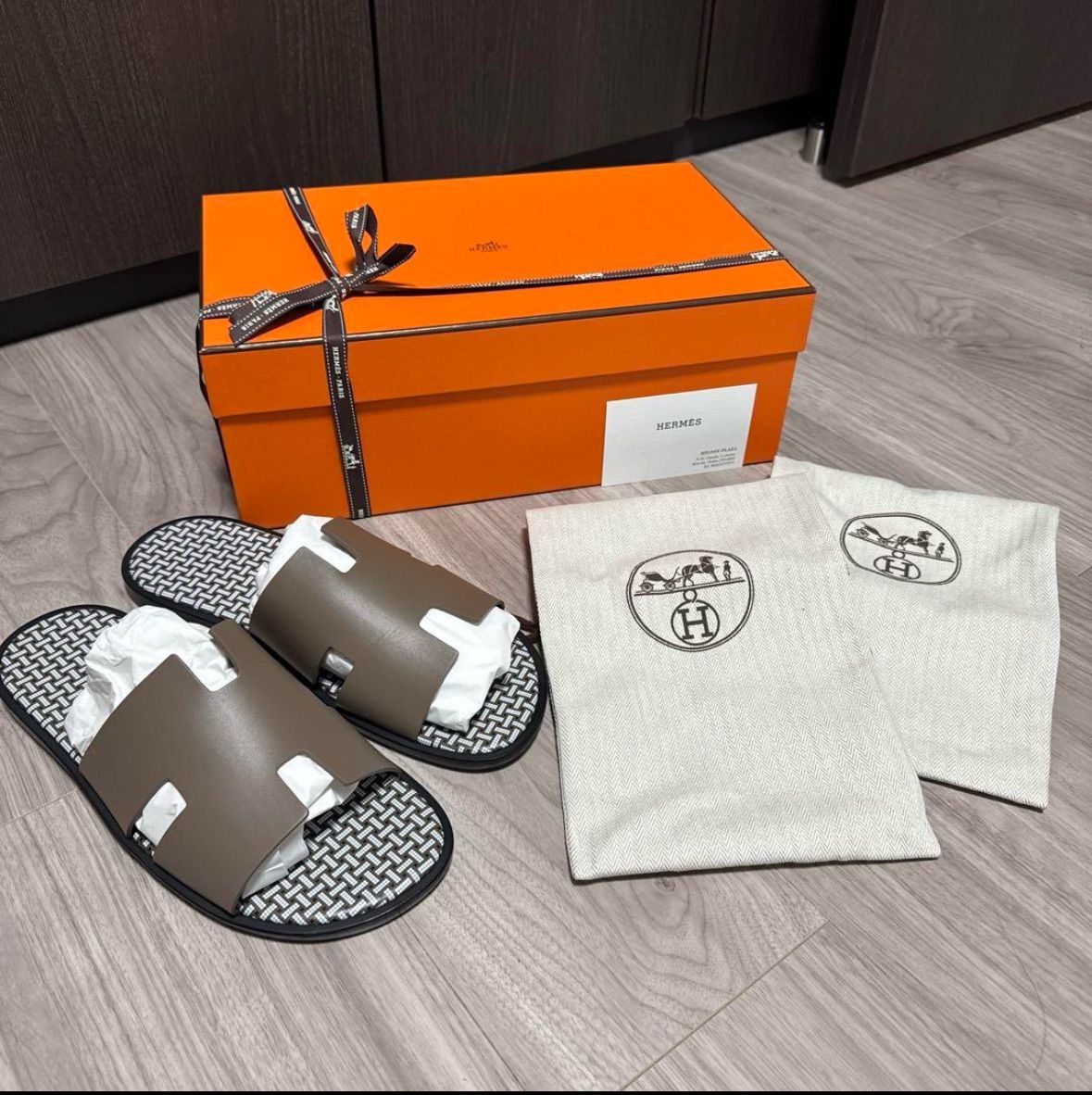 HERMES エルメス イズミール サンダル ソールラバー
