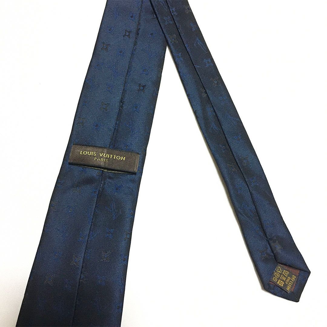 美品 LOUIS VUITTON ネクタイ モノグラム シルク ネイビー ルイヴィトンモノグラムハーロー ネクタイ ネイビー メンズ シルク100