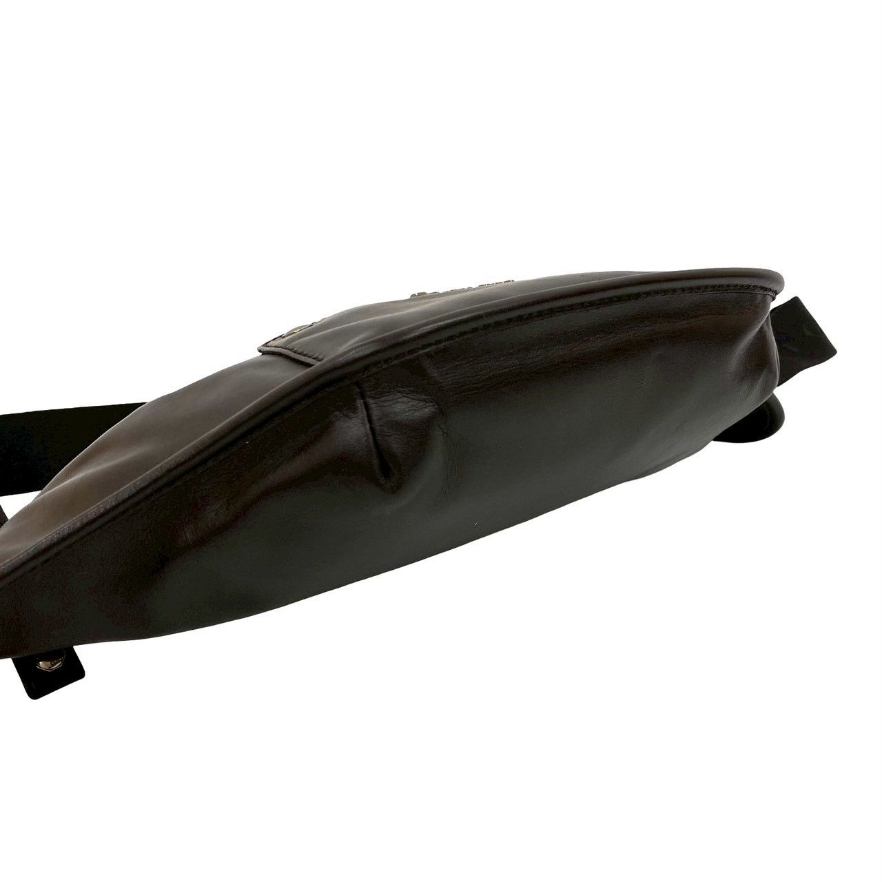 極 美品 BVLGARI ブルガリ ロゴ 金具 レザー 本革 ボディバッグ