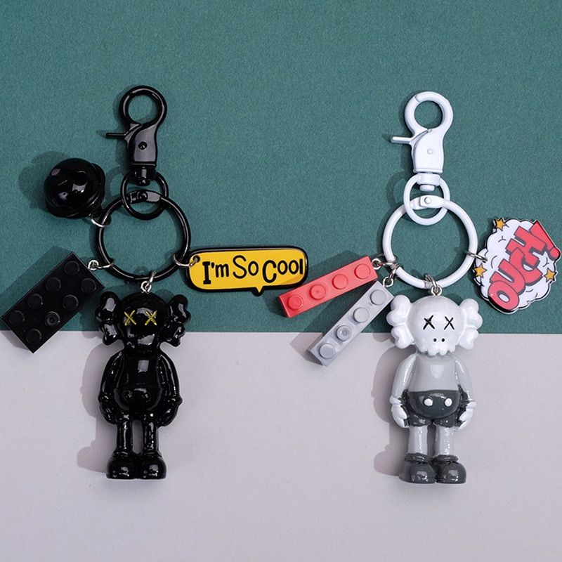新品】可愛い kaws モチーフ キーホルダー ストラップ 即日発送 - メルカリ