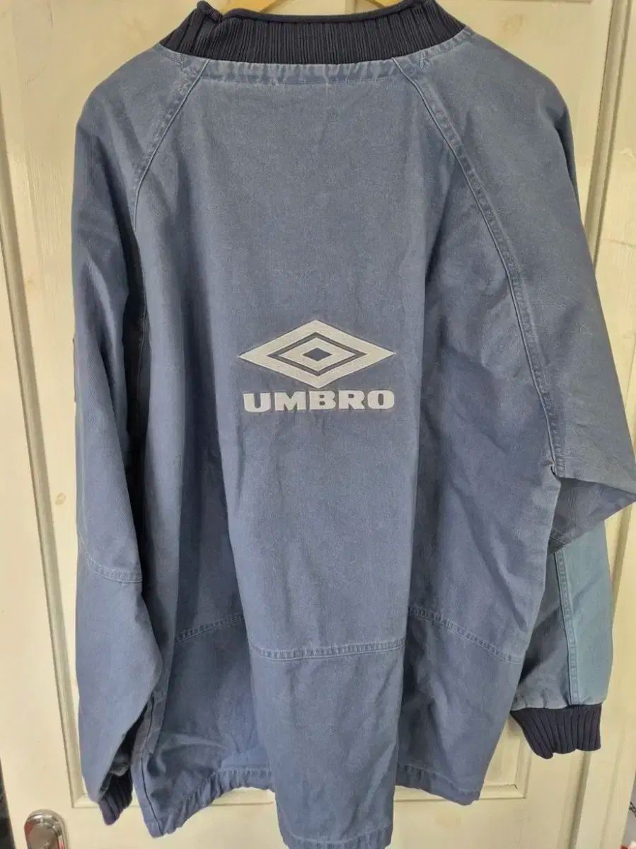 新品未使用 UMBRO アンブロ ドリルトップ リアムギャラガー レア