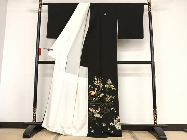 平和屋着物●創業130年 江戸染繍友禅 大彦 黒留袖 刺繍 松竹梅 鶴 金糸 金彩 三越扱い 正絹 AABA4598np