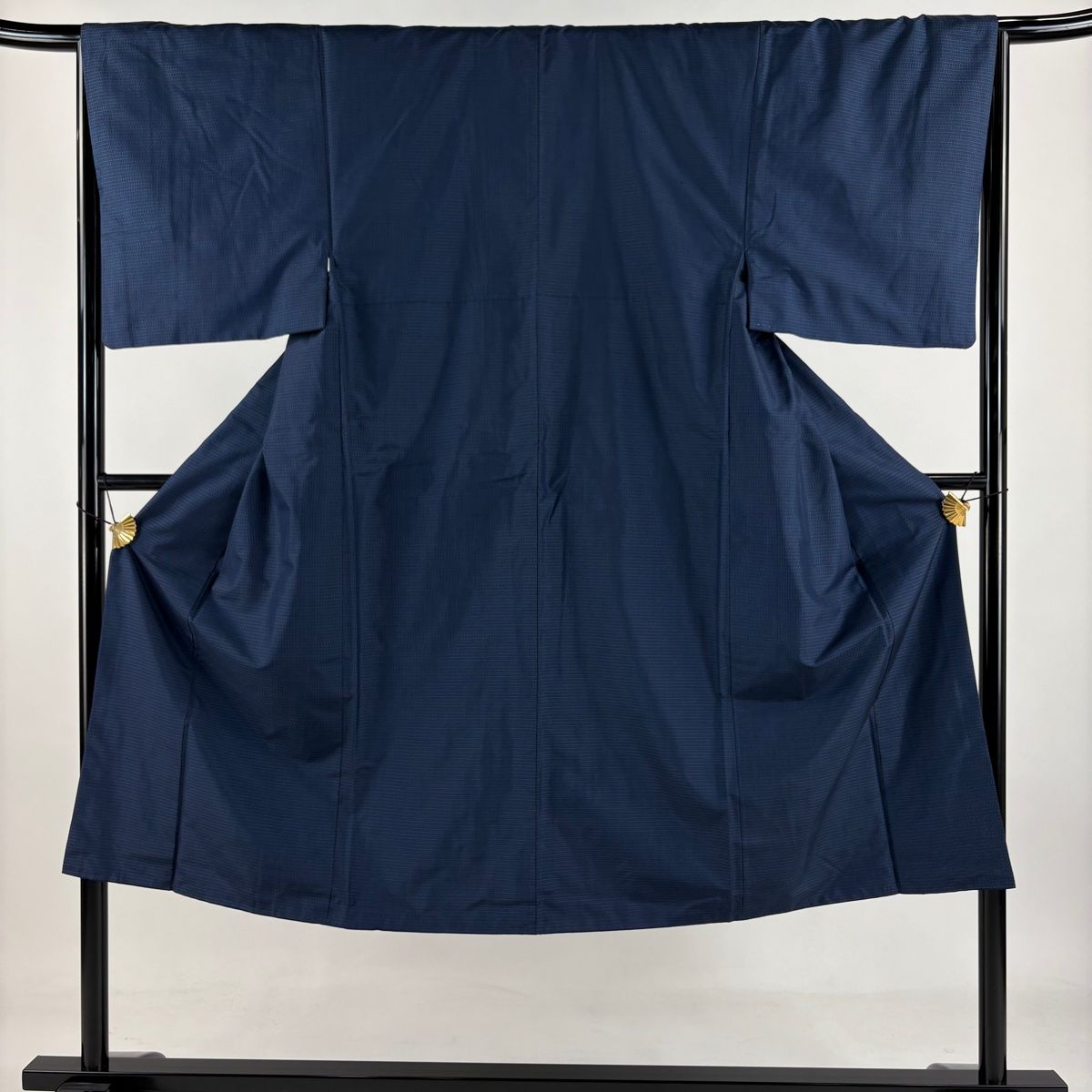 男着物 身丈136.5cm 裄丈65cm S 袷 大島紬 アンサンブル 証紙 幾何学 紺色 正絹 秀品