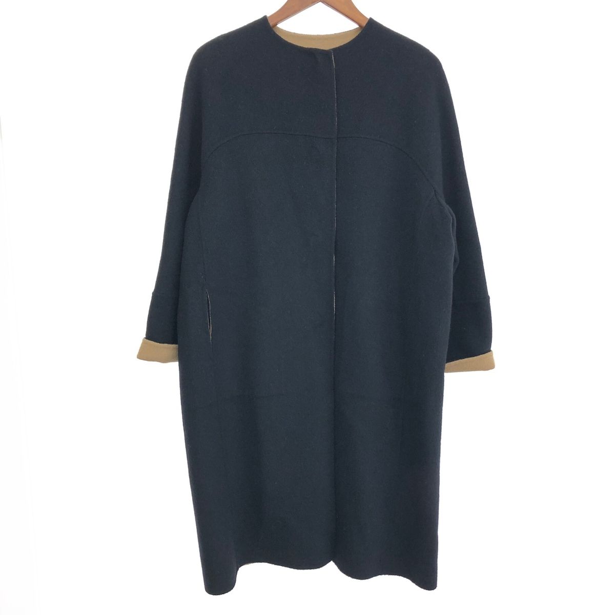 ADORE リバーシブルコート ベージュ/ブラック ADORE アドーア