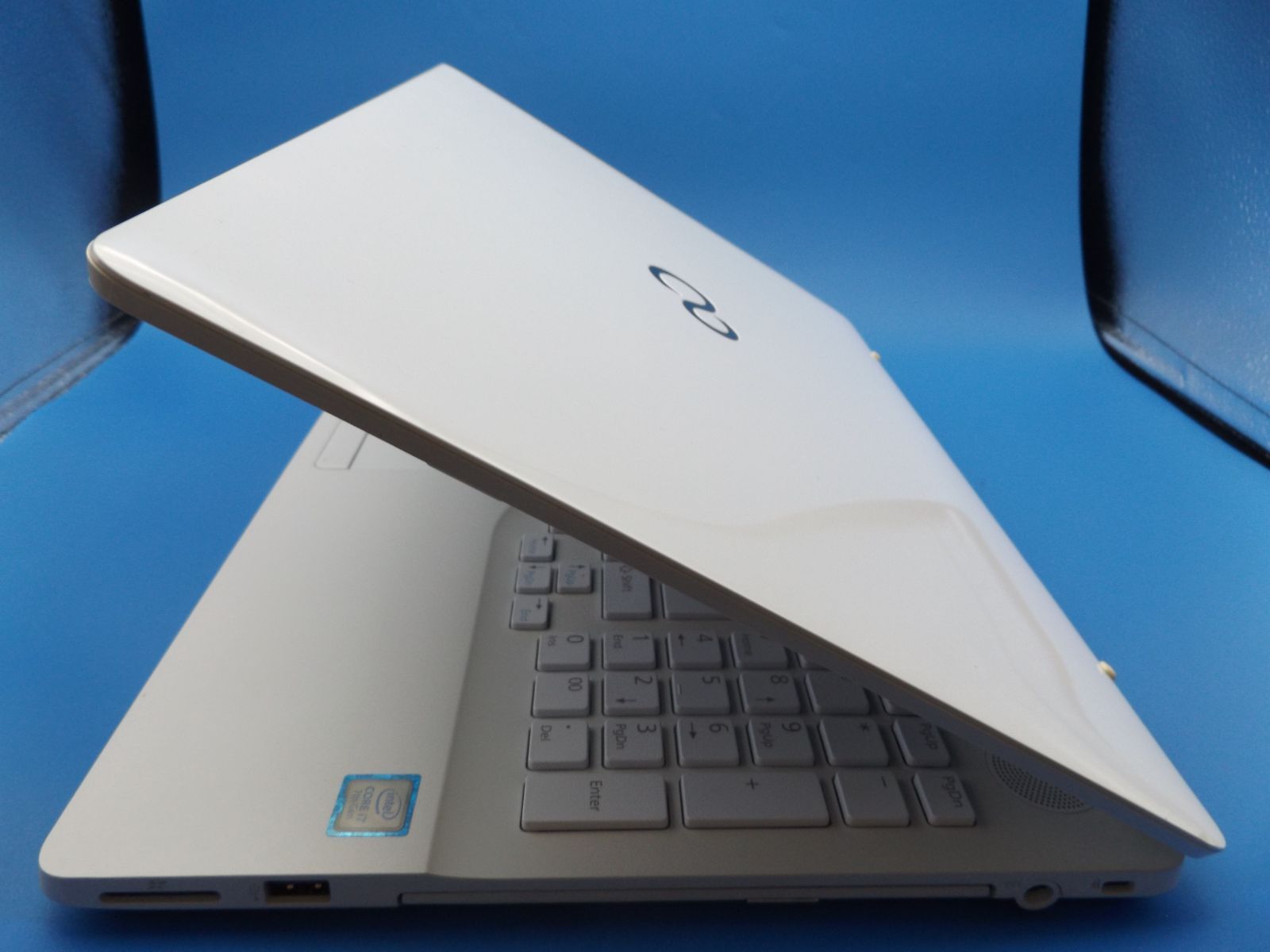 ジャンク】富士通LIFEBOOK AH50/D2 第7世代 Core i7-7700HQ Blu