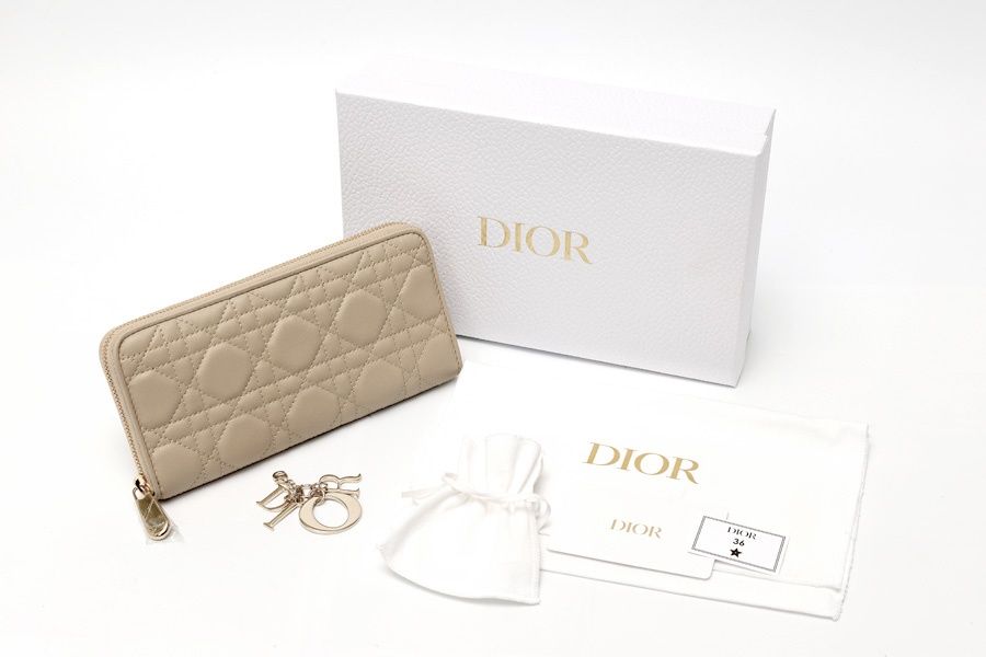 Dior☆レディ ディオール ヴォワヤージュ ウォレット ディオール / DIOR レディディオール ヴォワヤージュ ウォレット