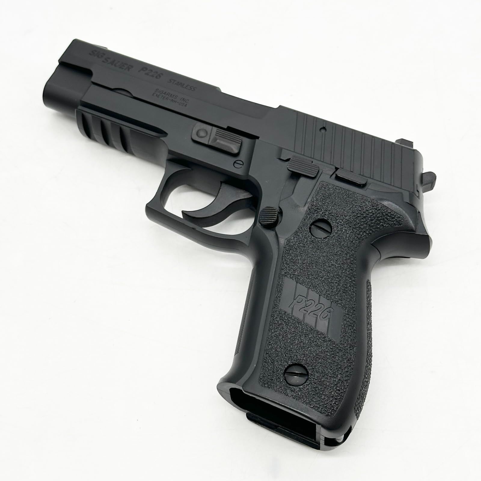 東京マルイ No18 シグ・ザウエル P226 レイル 18歳以上ガス