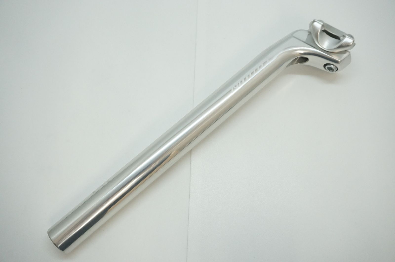 NITTO 「ニットー」 S83 φ27.0 300mm シートポスト / バイチャリ福岡店