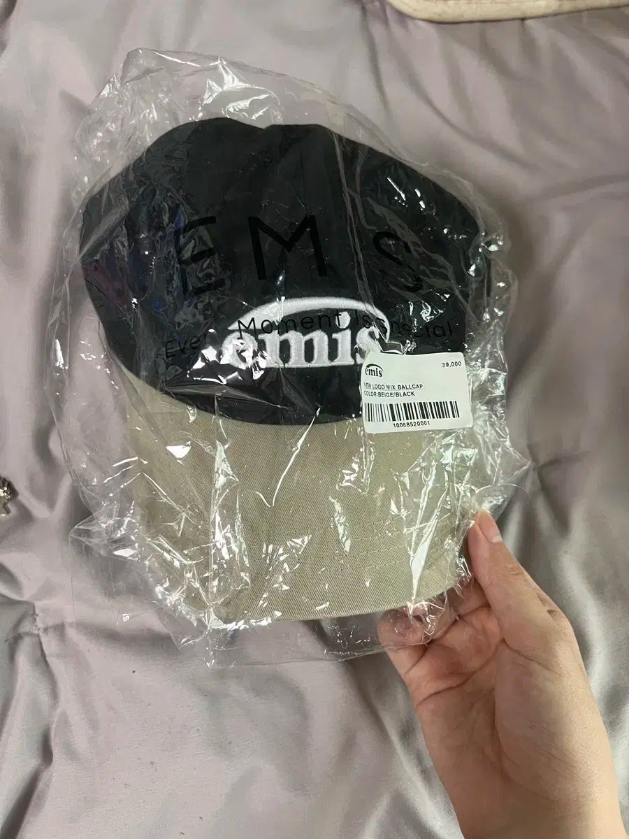 Emis emis エミス ボールキャップ