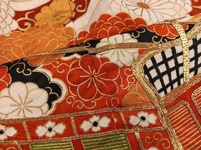 平和屋着物□豪華振袖 駒刺繍 御所車花文 金彩 正絹 逸品