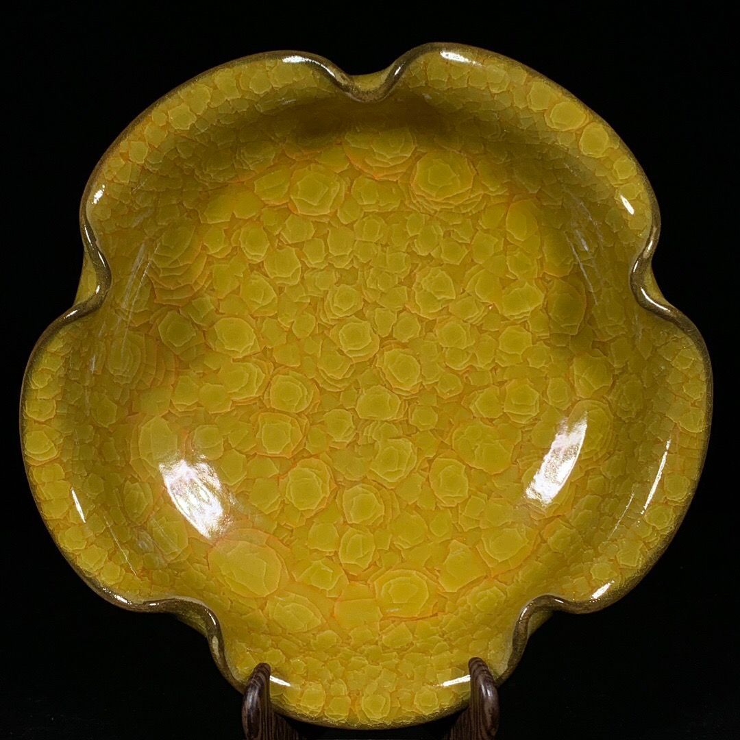 旧家蔵出し 宋 官窯 冰裂紋 花口洗 古陶瓷器 陶芸 造型精美 古美術品 収集家