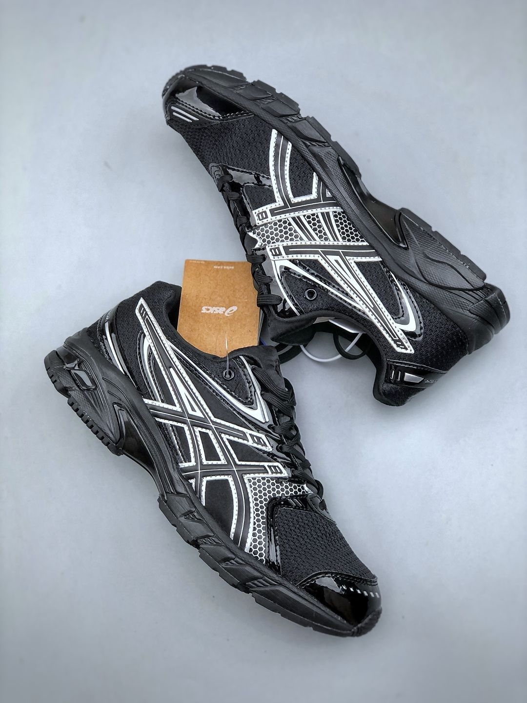 【新品未使用/箱あり】ASICS ブラックスニーカー アシックス ASICS Brain Dead x ASICS Trabuco Max 限定モデル