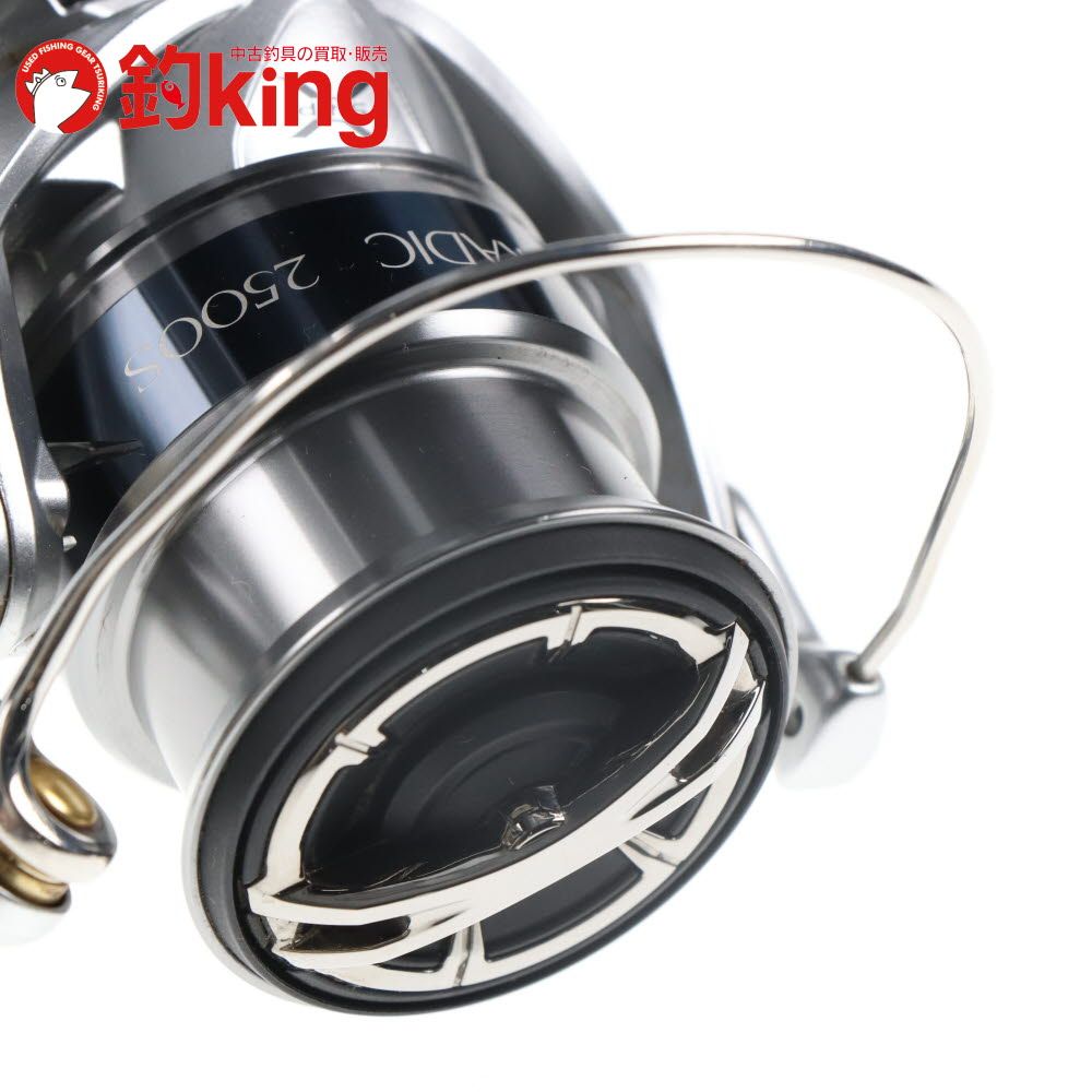 販売済み シマノ 15 ストラディック 2500HGS /X272M 美品 アオリイカ