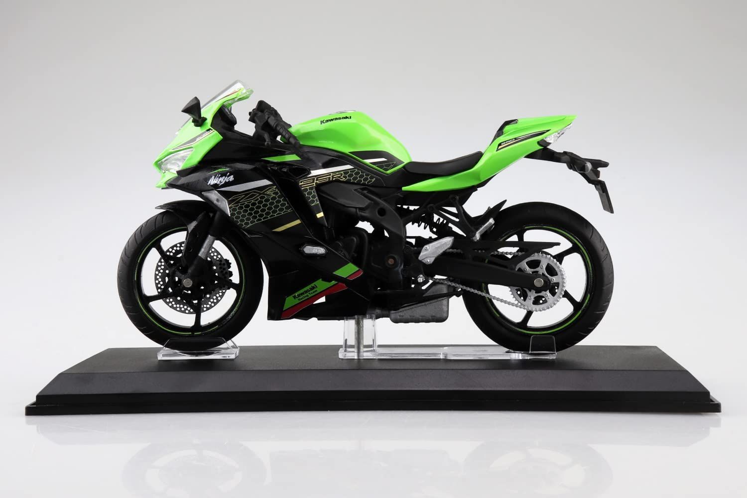 スカイネット 1/12 完成品バイク カワサキ Ninja ZX-25R ライム