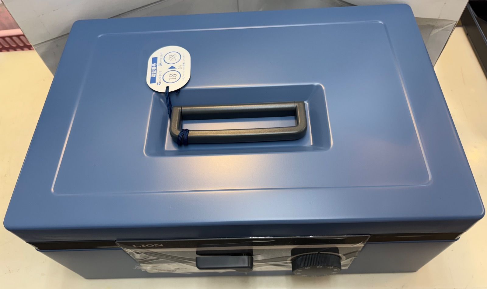 ◇金庫 ライオン事務器 LION 人気 No.92M 手提金庫 ブルー ヨドバシ