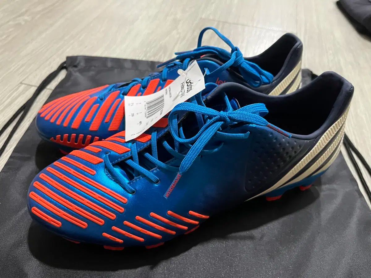 adidas アディダス プレデター ラッセル ジョン TRX HG 255 サッカーシューズ