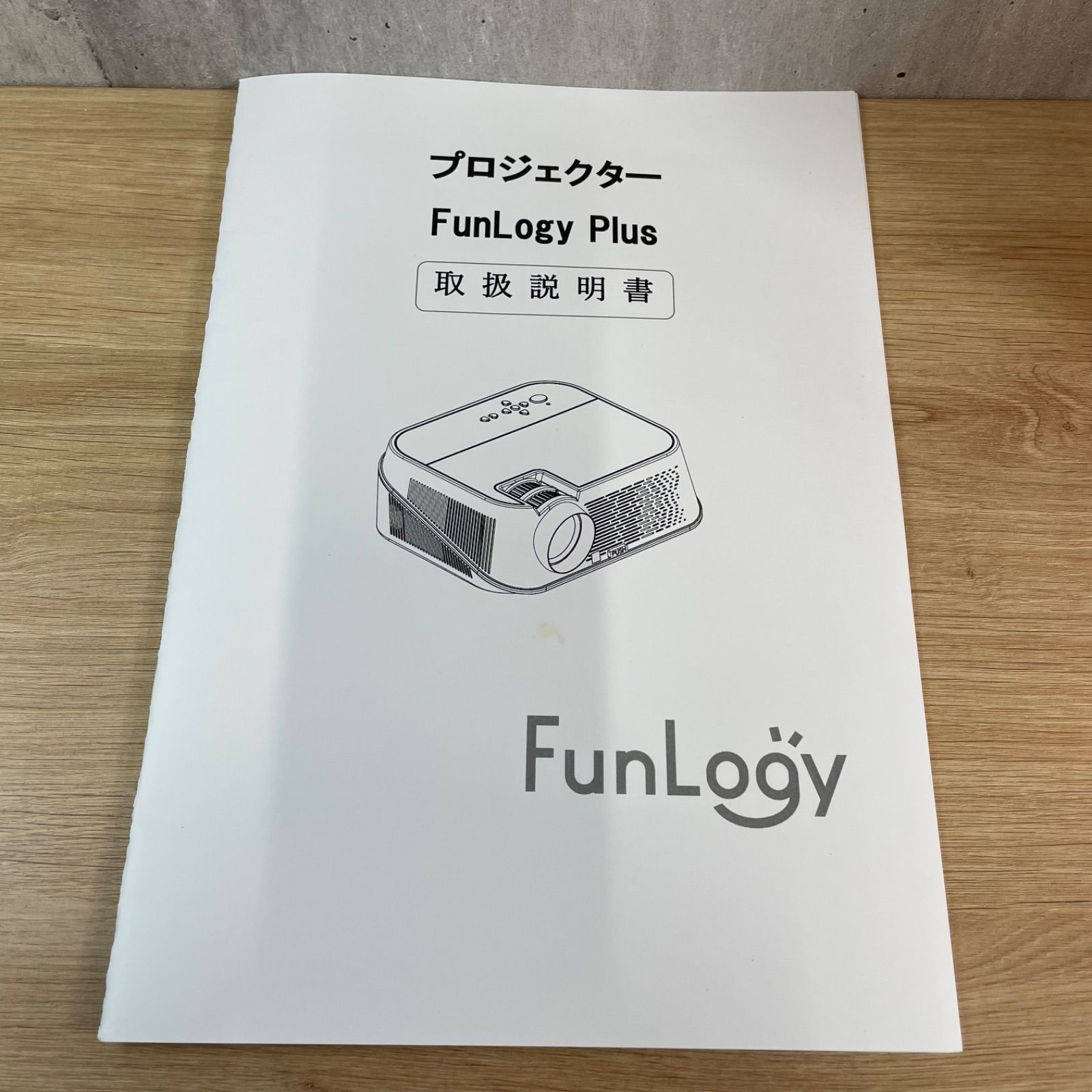 FunLogy 小型プロジェクター FUNPLAY Plus VS626 - メルカリ