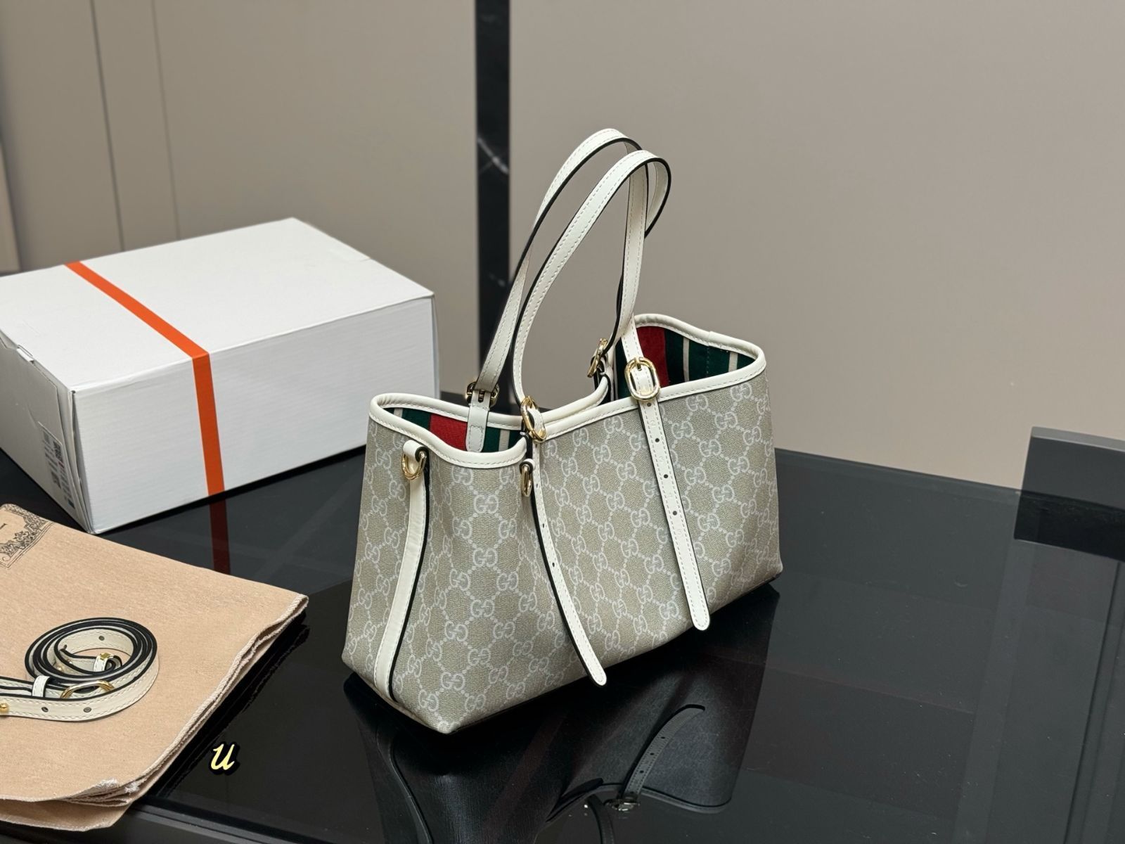 お値下❗️Gucci GGモノグラム トートバッグ GUCCIモノグラムトートバッグ