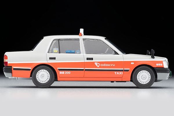 トヨタ クラウンコンフォート タクシー（小田急交通）LV-N218b