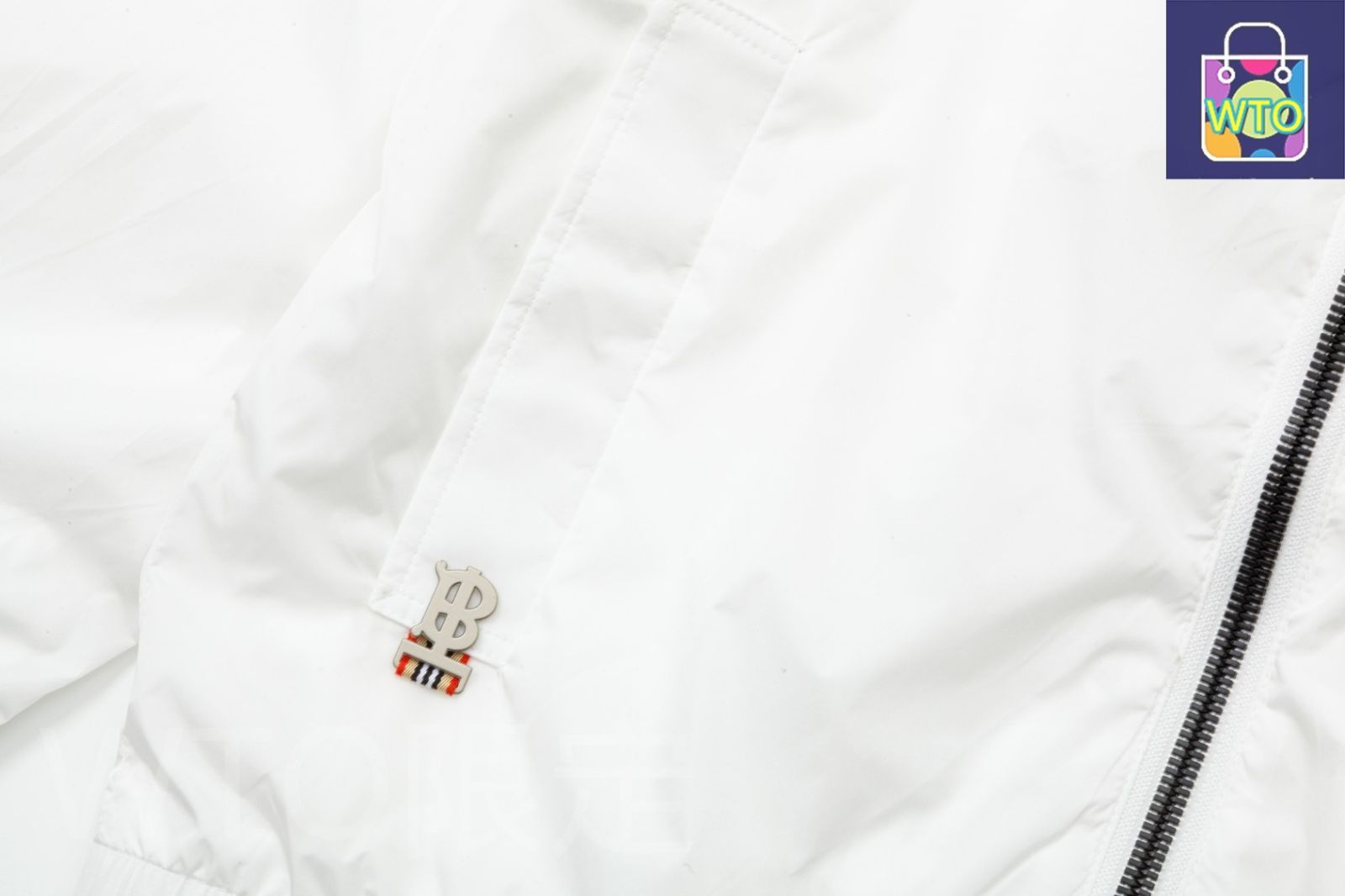 BURBERRY ホワイトジャケット BURBERRY BLACK LABEL Men's White Down Jacket with Rabbit fur