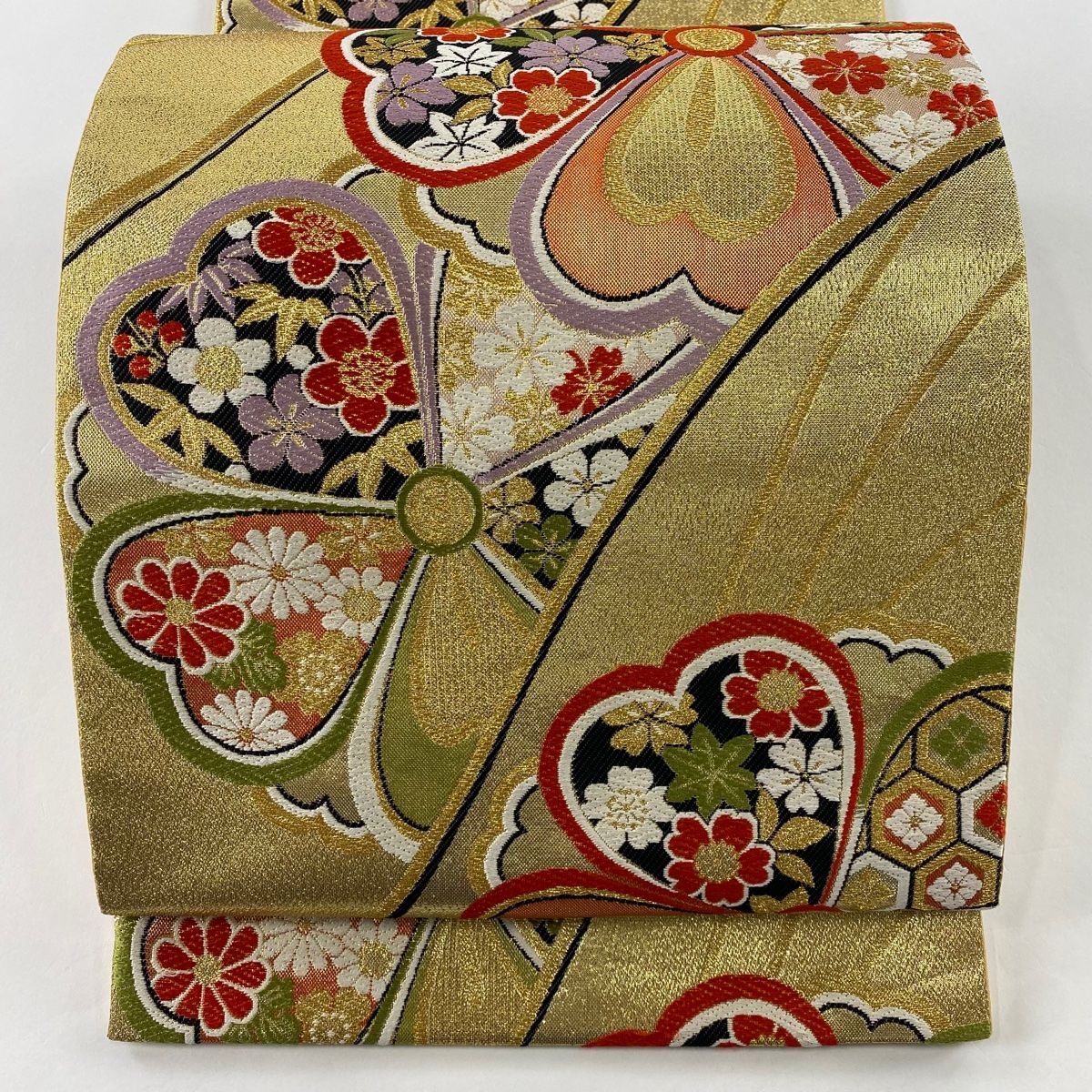 【人気急上昇】 桜 振袖向き 秀品 美品 袋帯 草花 正絹 六通 金色 箔 金糸 着物・浴衣