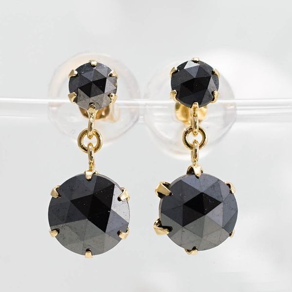 K18ブラックダイヤモンドピアス(ブラタイプ)1.20ct - メルカリ