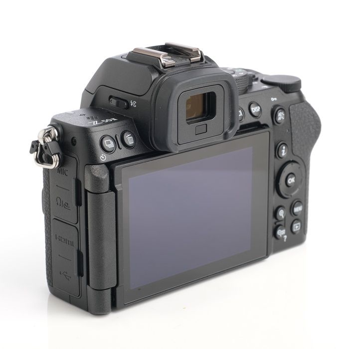 ニコン Nikon