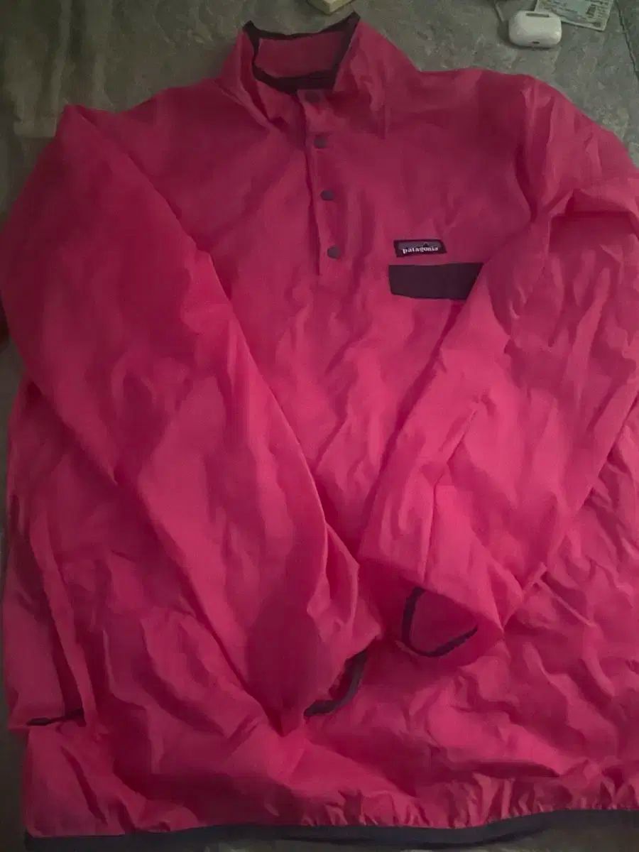 patagonia パタゴニア フーディーニ スナップティー ピンク L