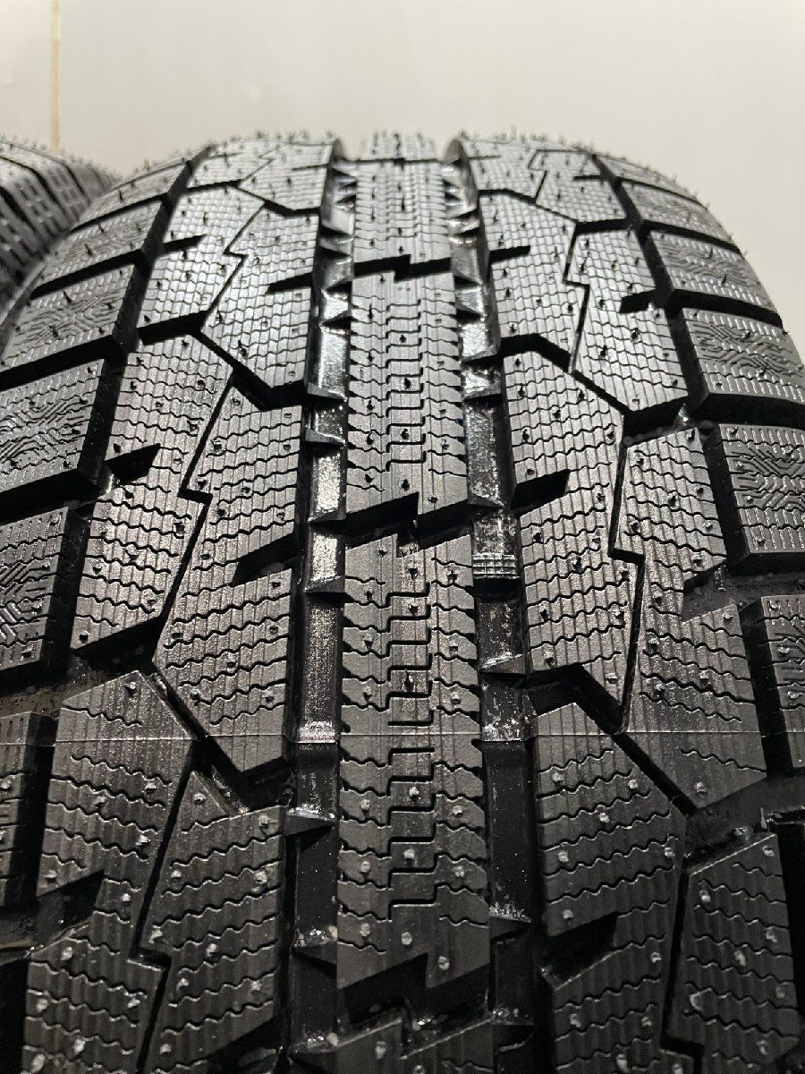 DUNLOP スタッドレス ダンロップ ウィンターマックスSJ8+ 215