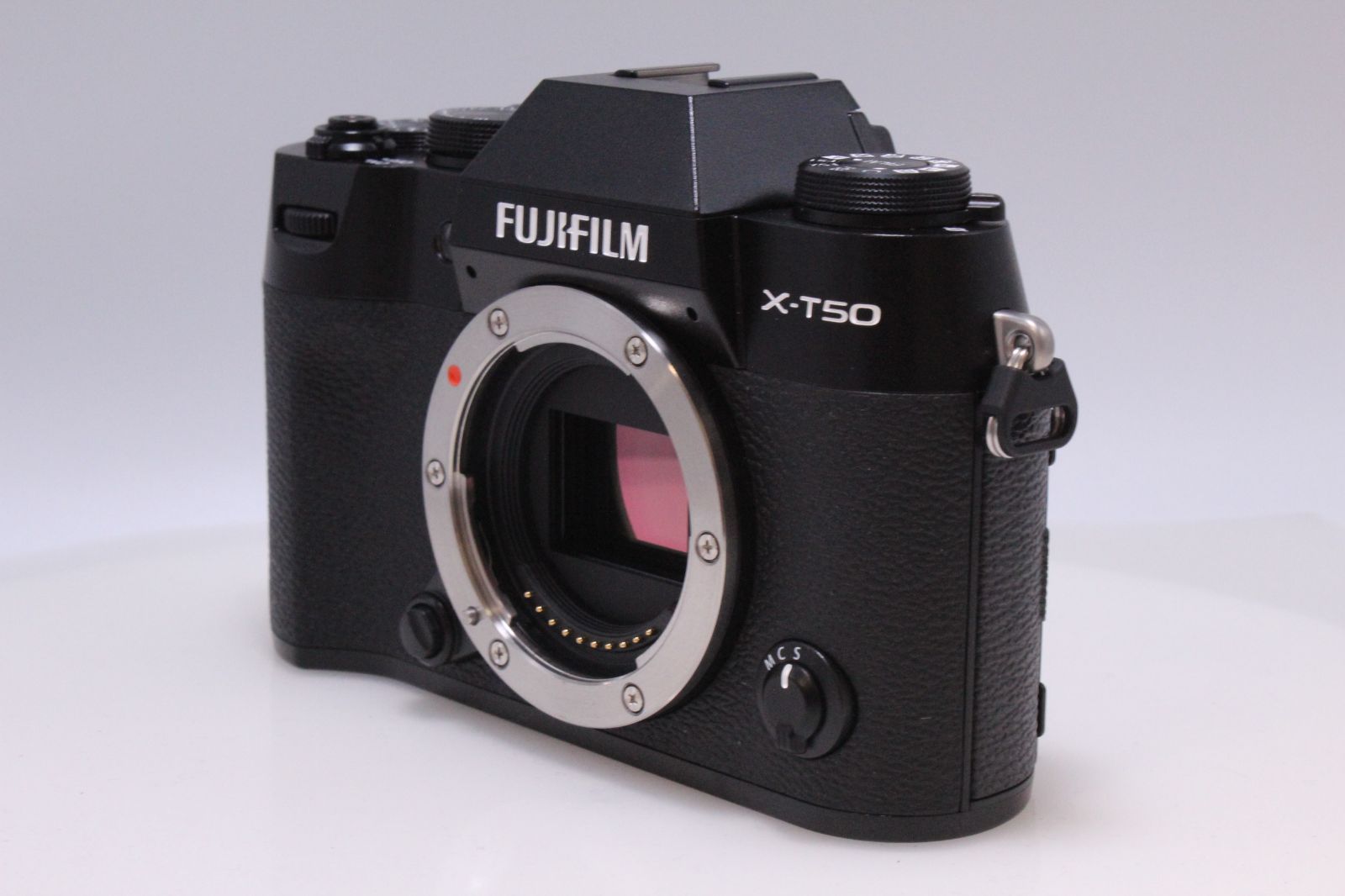 ボディ ブラック