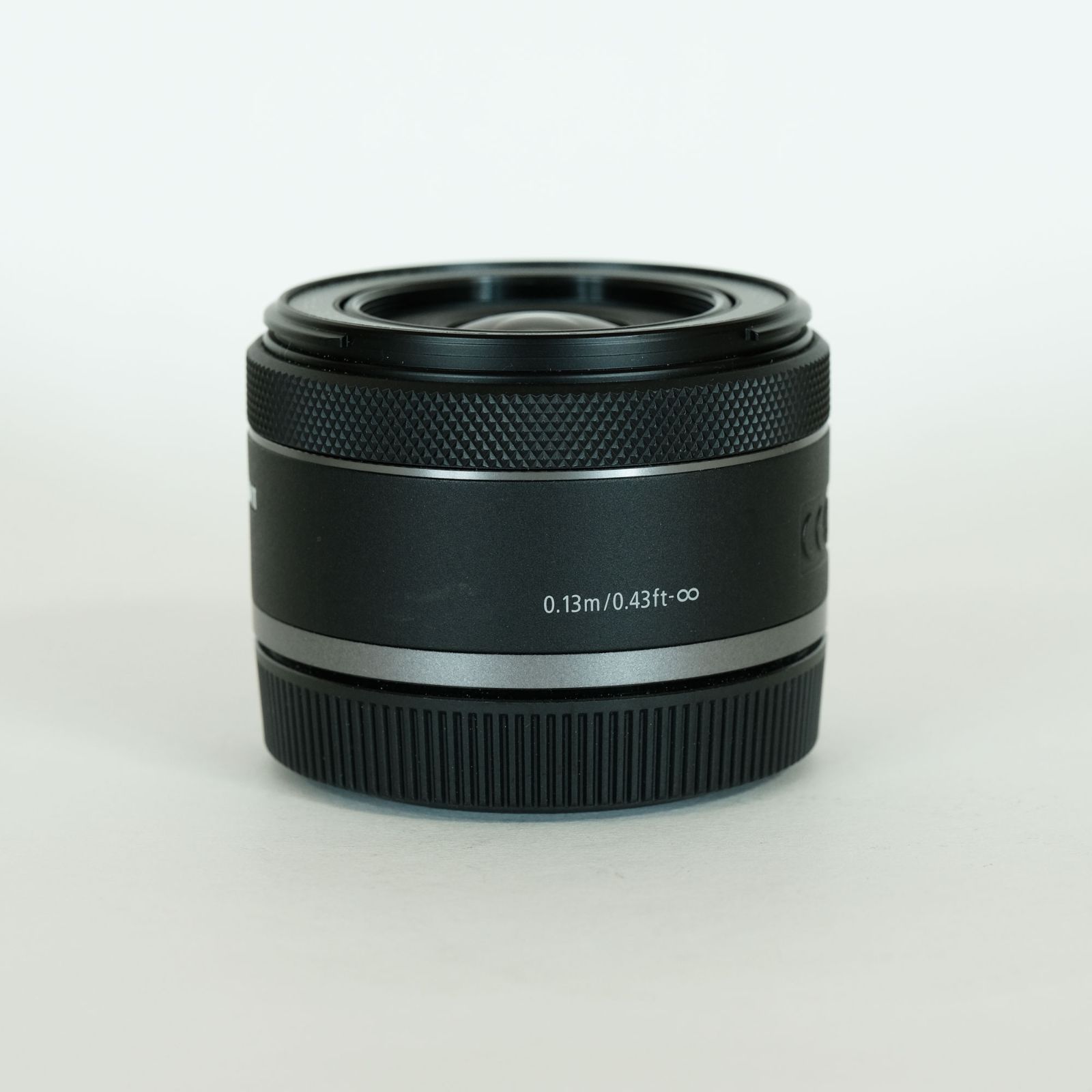 Canon　RF16mm F2.8 STM　社外フード+プロテクター付 Canon RF16mm F2.8 STM 社外フード+プロテクター付 RFレンズ RF16mm F2