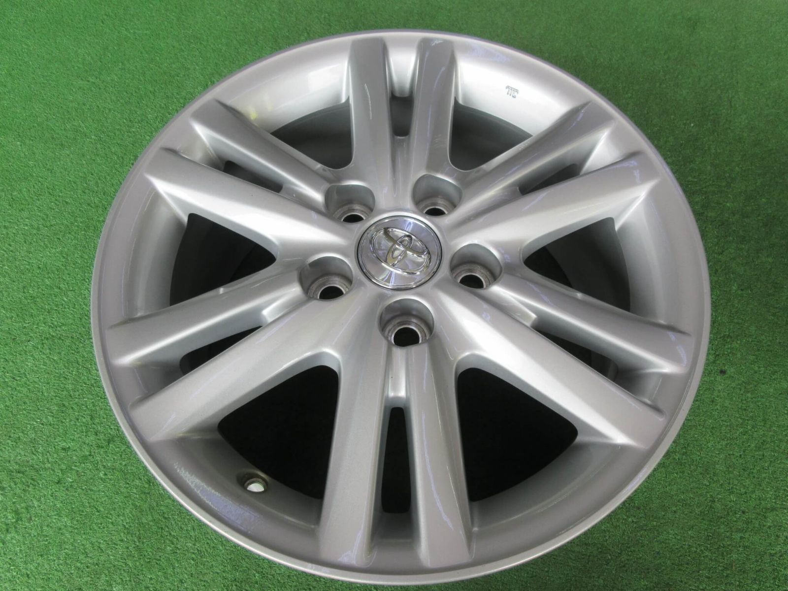 TOYOTA トヨタ GRX120 マークX 純正 215/60R16 5H PCD114.3 BS レグノ 