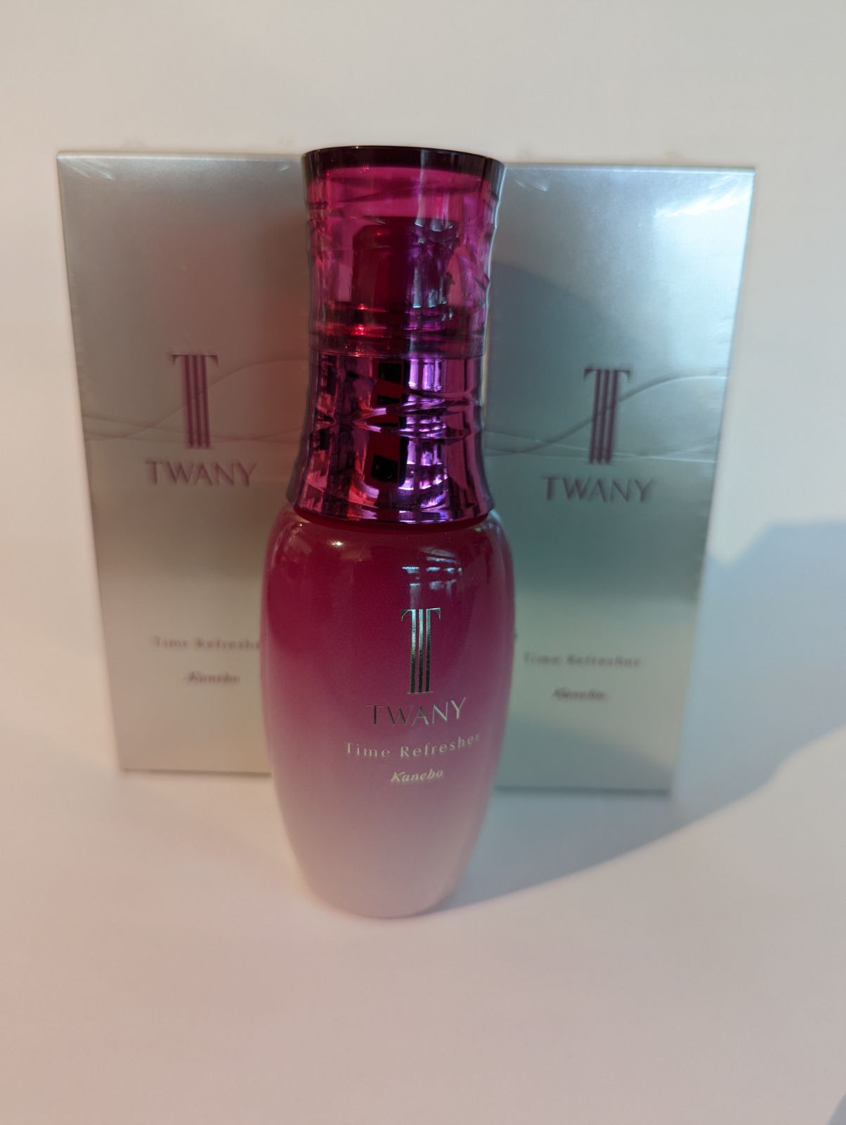 トワニータイムリフレッシャーv2本でお得 - メルカリ