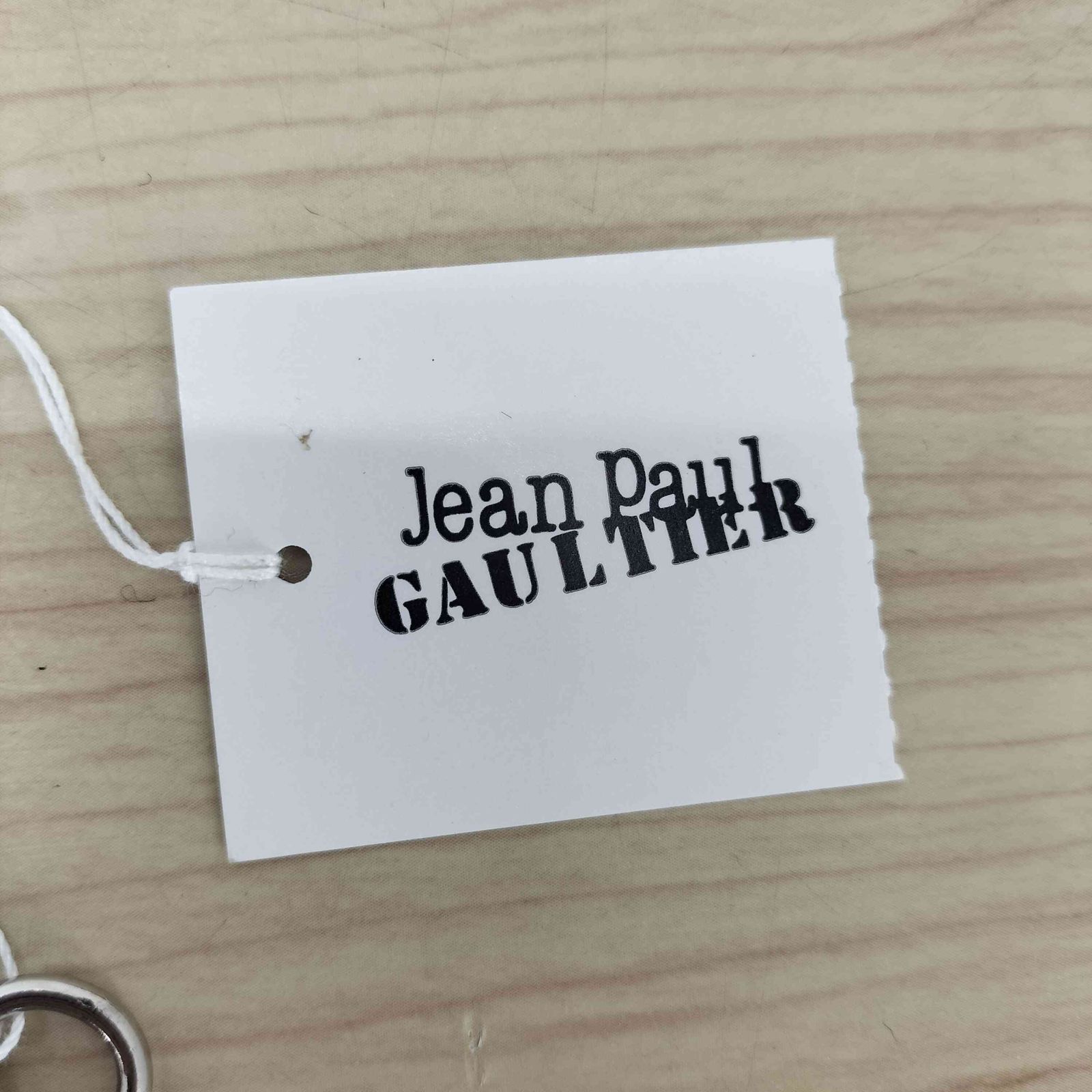 Jean Paul GAULTIER メタルプレートキーチェーン　新品未使用品 ジャンポールゴルチエ Jean Paul GAULTIER メタルプレート キー