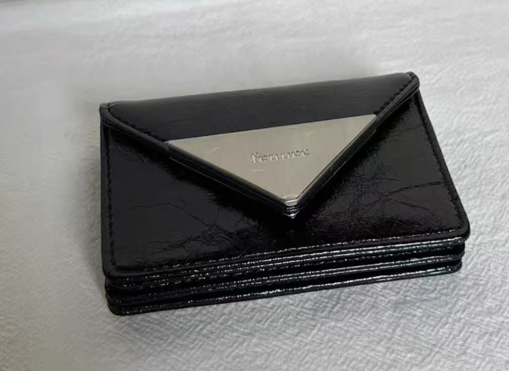 Christian Louboutin クリスチャンルブタン マカロン ゴールド Christian Louboutin クリスチャンルブタン マカロン ゴールド