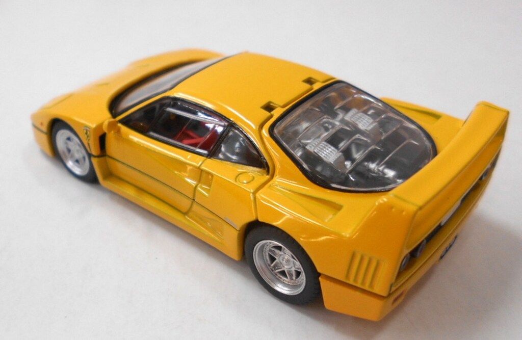 フェラーリ 1⁄64 F40 トミカリミテッドヴィンテージ LV-NEO トミカ