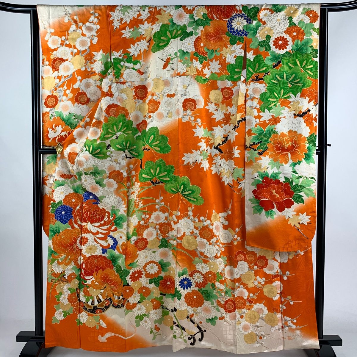 振袖 身丈161.5cm 裄丈64cm M 袷 花車 菊 金糸 金彩 オレンジ 正絹 秀品