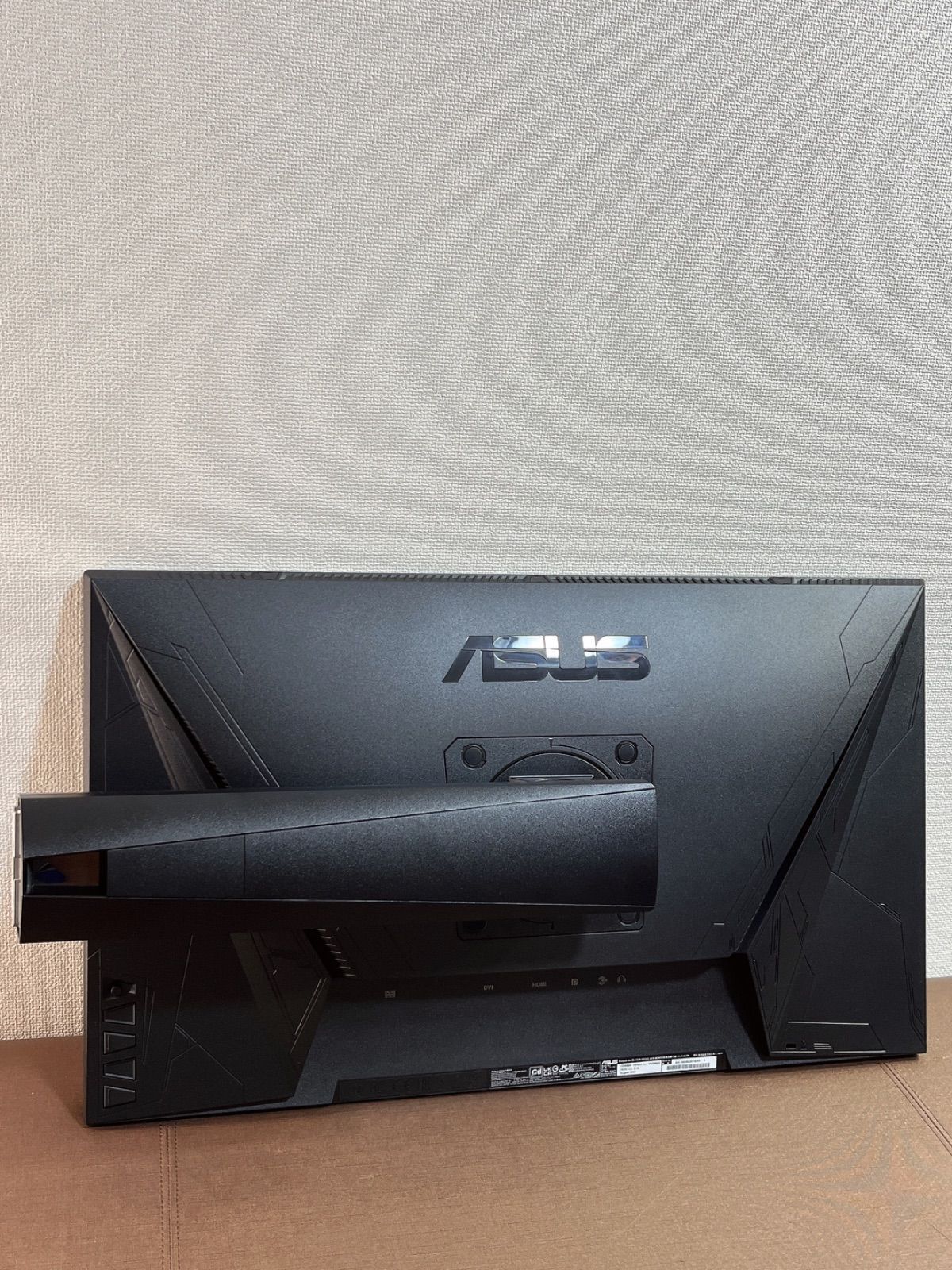 ASUS製 24型液晶ディスプレイ VG248QG