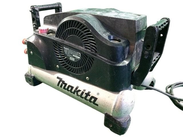 比較的 makita
