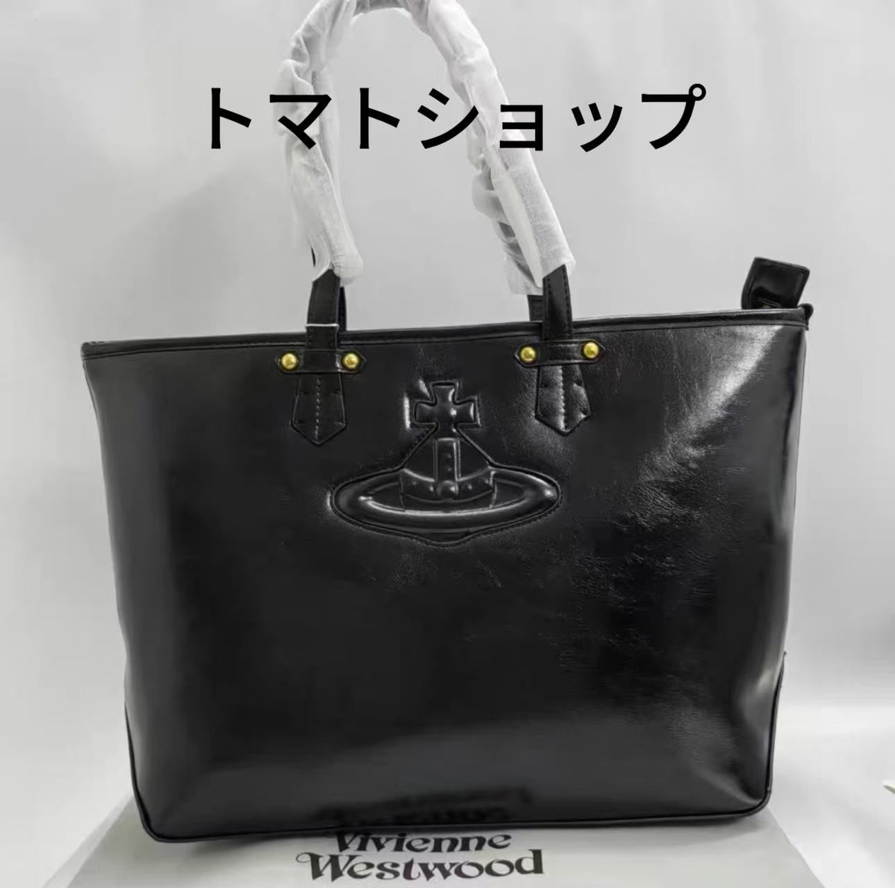 ヴィヴィアンウエストウッド /ブラックエンボスレザーバッグ ヴィヴィアンウエストウッド 中古 / BAG EXECUTIVEショルダー