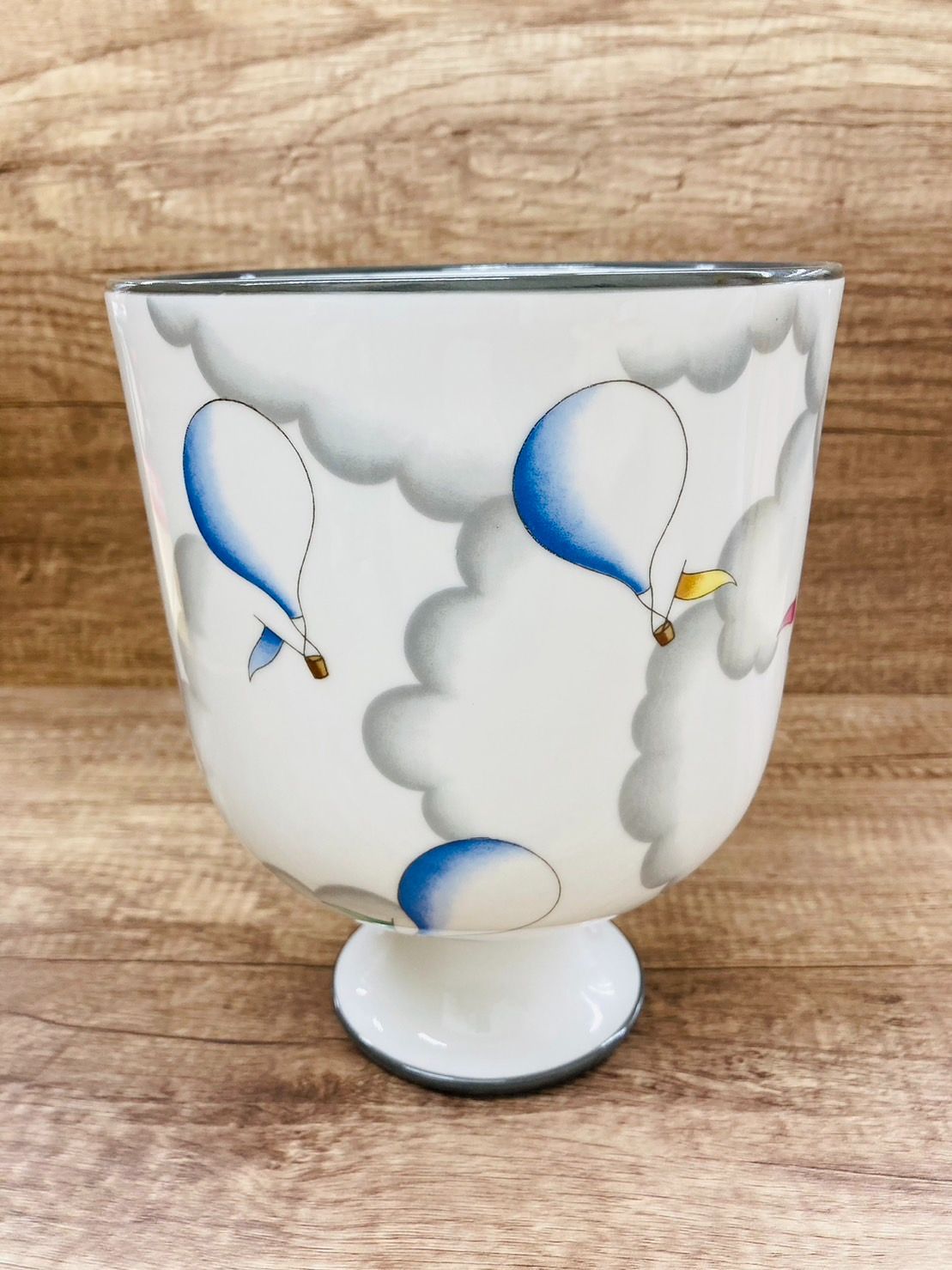 リチャード・ジノリ (Richard Ginori) 磁器の花瓶 - 花瓶