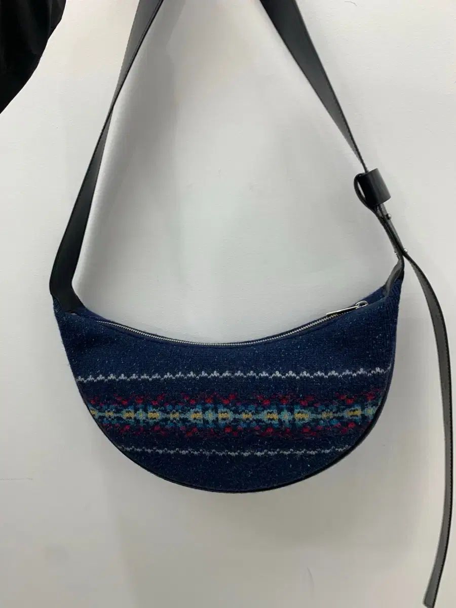 トミーヒルフィガー