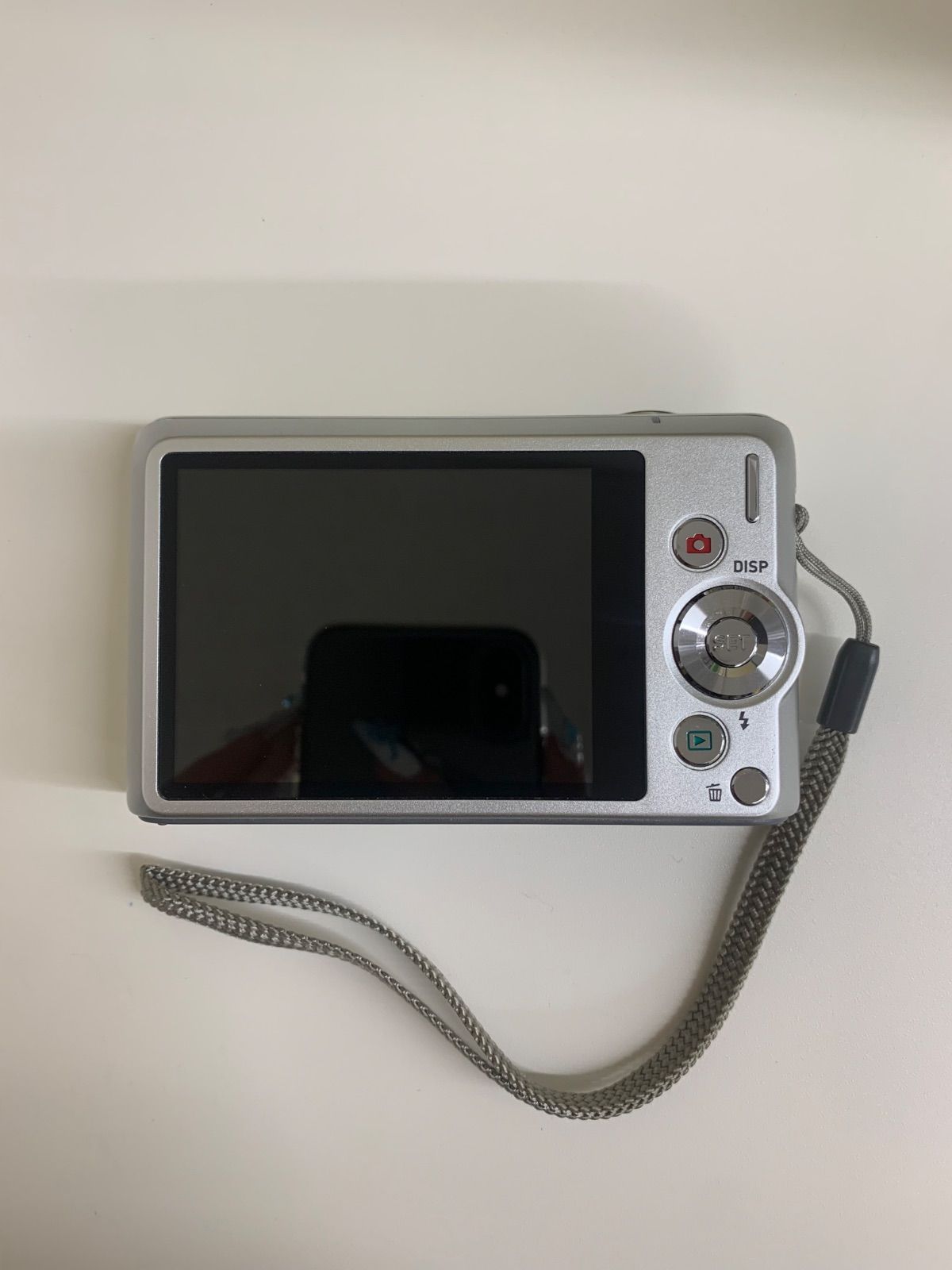 CASIO EXILIM EX-ZS180 シルバー 売り切り処分 動作未確認 CASIO】カシオ 美品 EXILIM EX-ZS180 動作未確認 - メルカリ