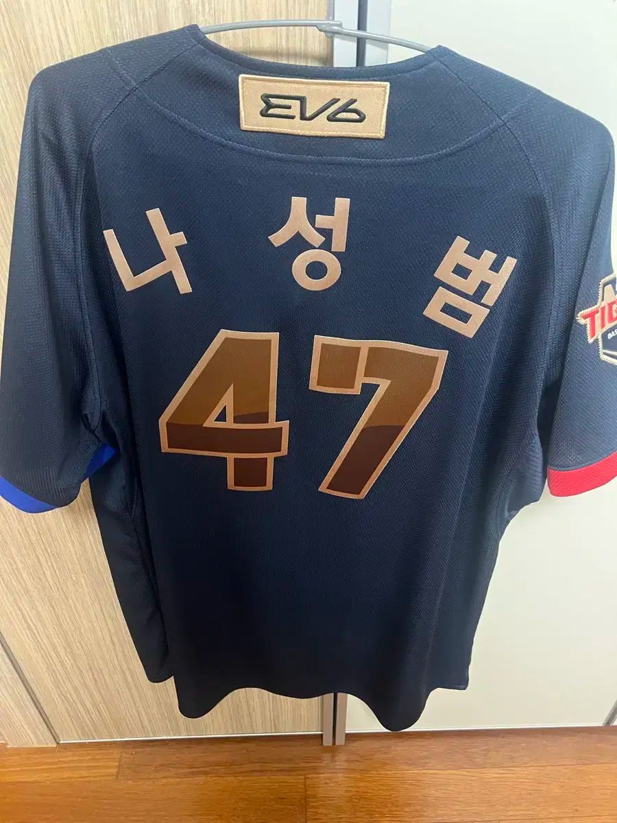 KIAタイガース キア タイガース 光復節₍クァンボクチョル 105 羅 成範 ナ ソンボム ヤン ヒョンジョン サイン