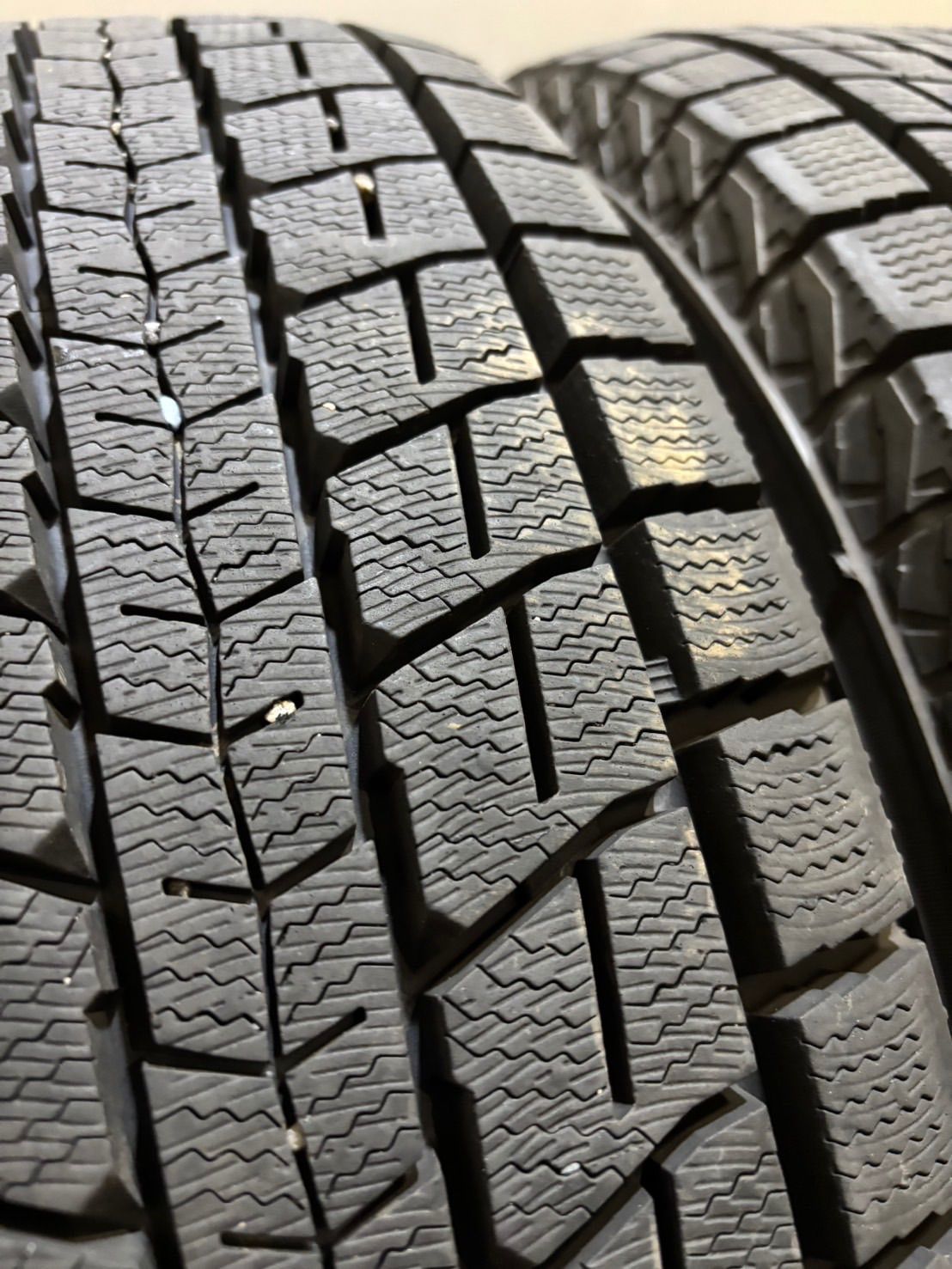DUNLOP 215/65R16 22年製　冬タイヤ　タイヤホイールセット DUNLOP 215⁄65R16 22年製 冬タイヤ タイヤホイールセット DUNLOP