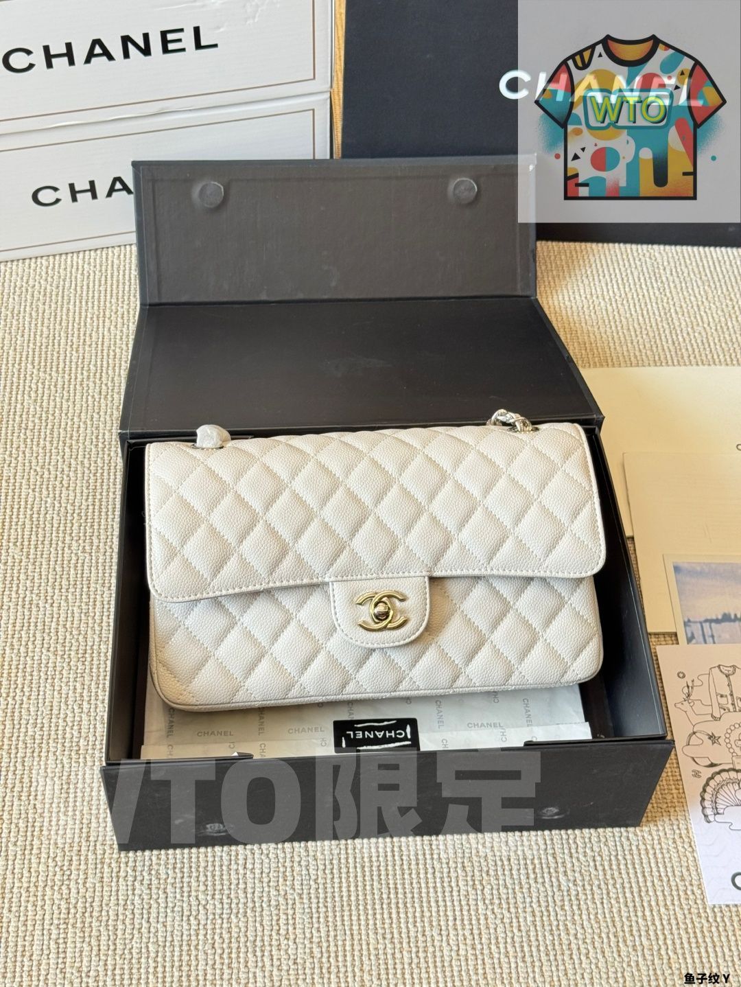 今日WTO】Chanel シャネル クラシック フラップ バッグ 象徴的な