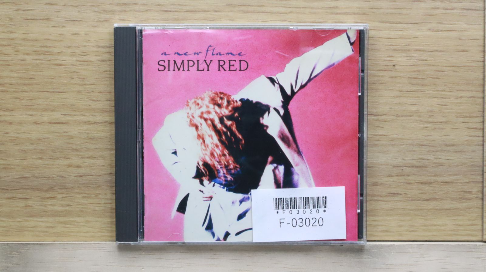 シンプリー・レッド 直筆サイン入りCD Simply Red - メルカリ