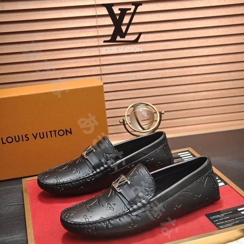 新品未使用メンズ ルイヴィトンLOUIS VUITTON ファッションプリント模様  豆靴 ブラック