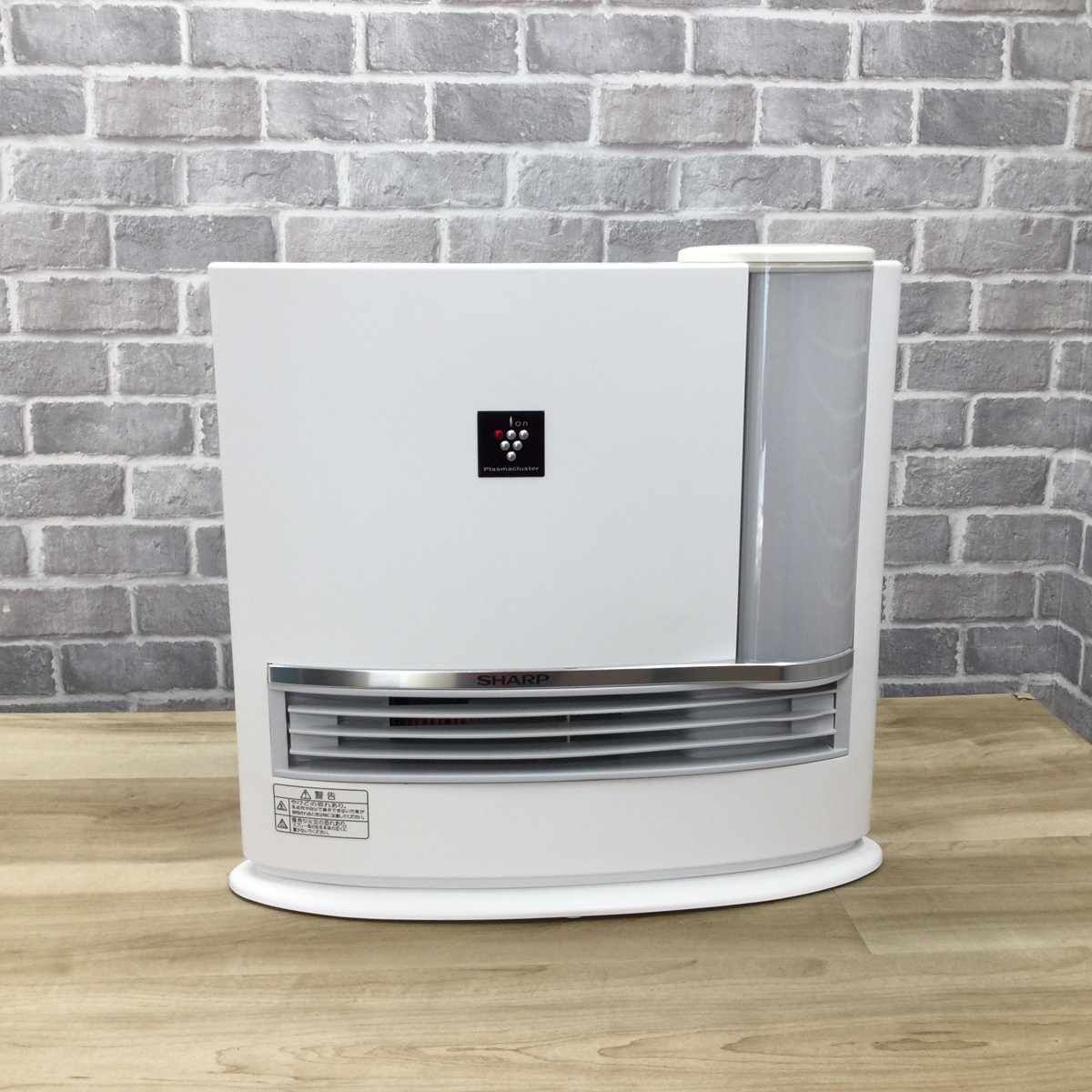 美品　SHARP シャープ 加湿セラミックファンヒーター HX-H120-W SHARP 加湿セラミックファンヒーター HX-H120-W 2019年製