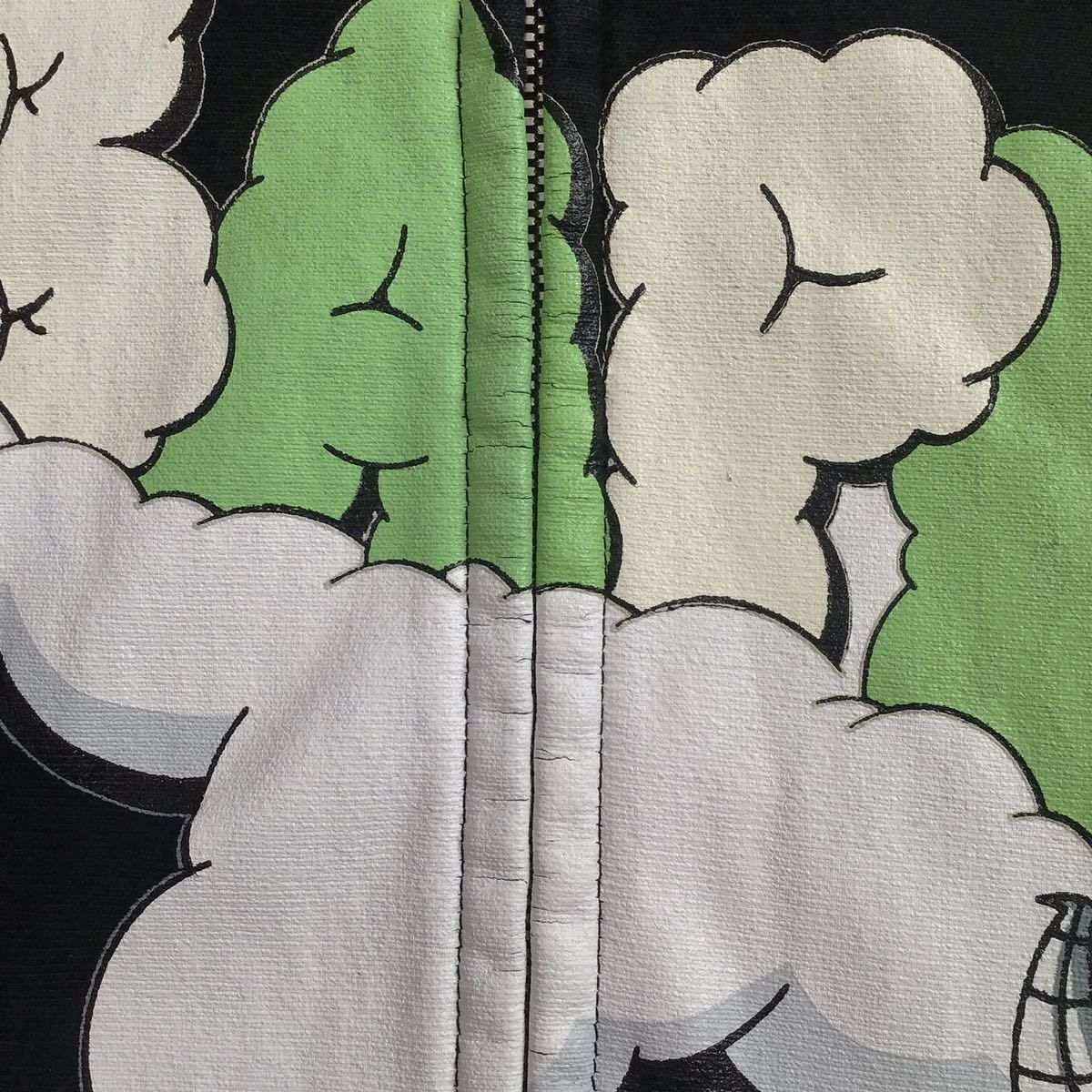KAWS × BAPE CLOUD LOGO フルジップ パーカー Mサイズ a bathing KAWS × BAPE CLOUD LOGO フルジップ パーカー Mサイズ a bathing